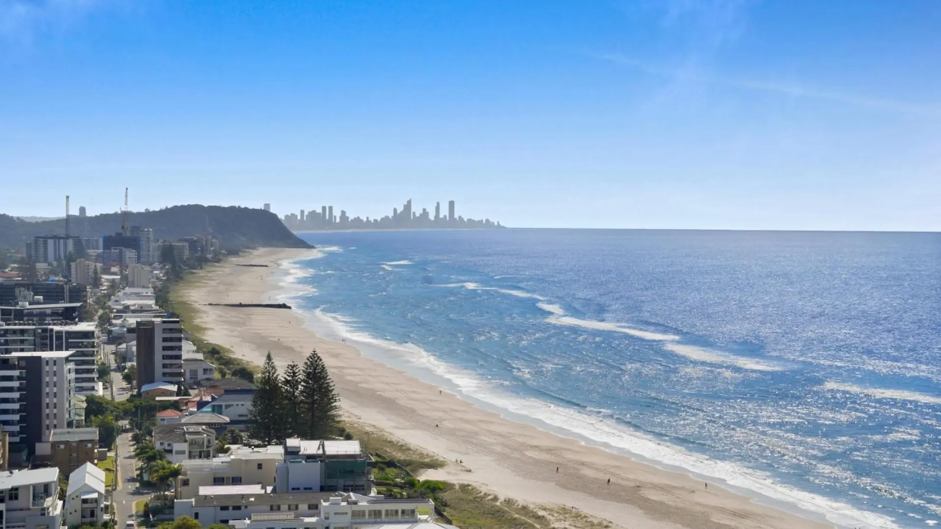 2-Bedroom Apartment With Impeccable Ocean Views Gold Coast